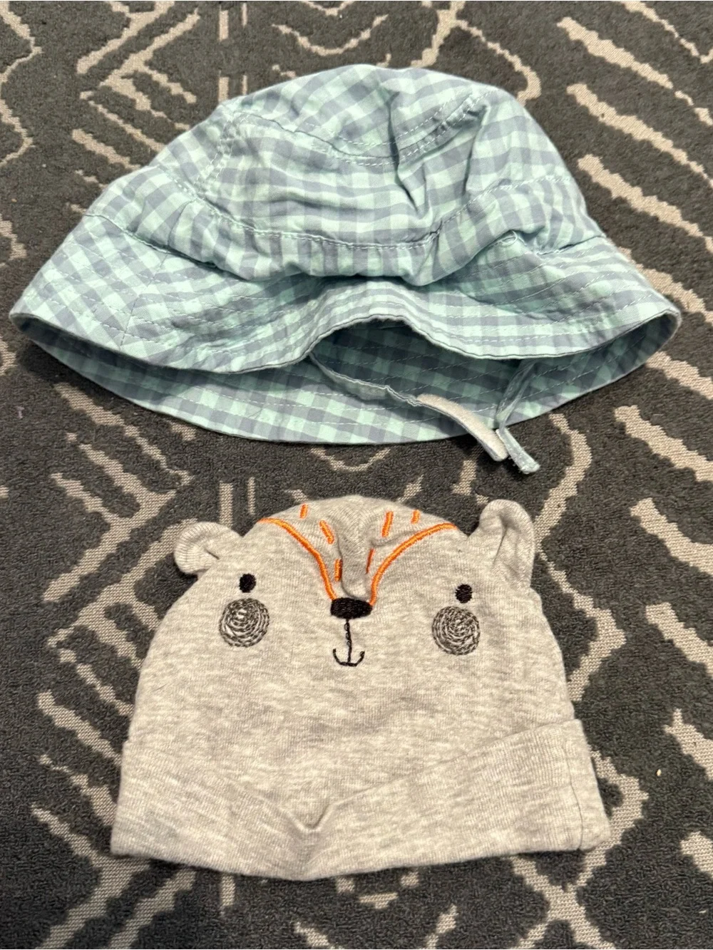 ✨2/$6✨ Baby boy hat set